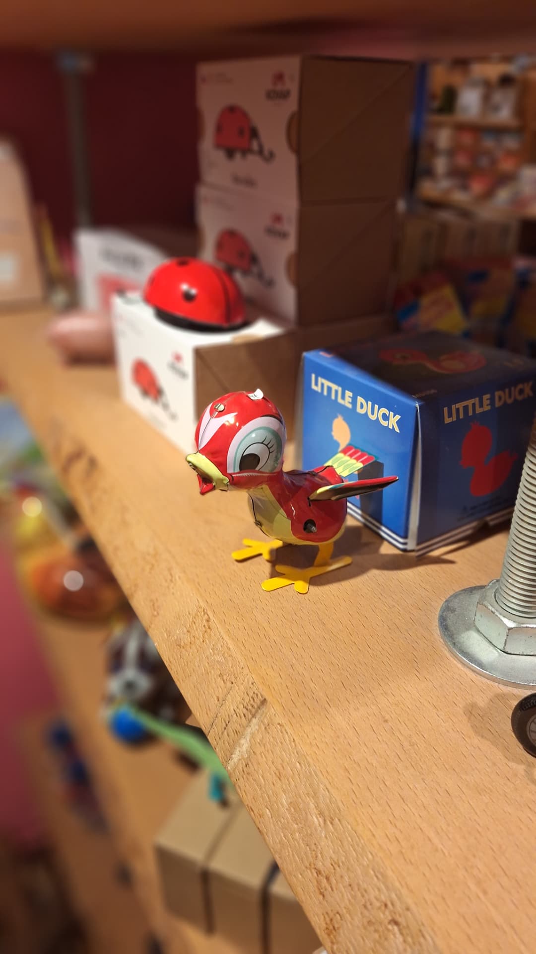 Jouets mécaniques en métal à remonter chez Luxiol