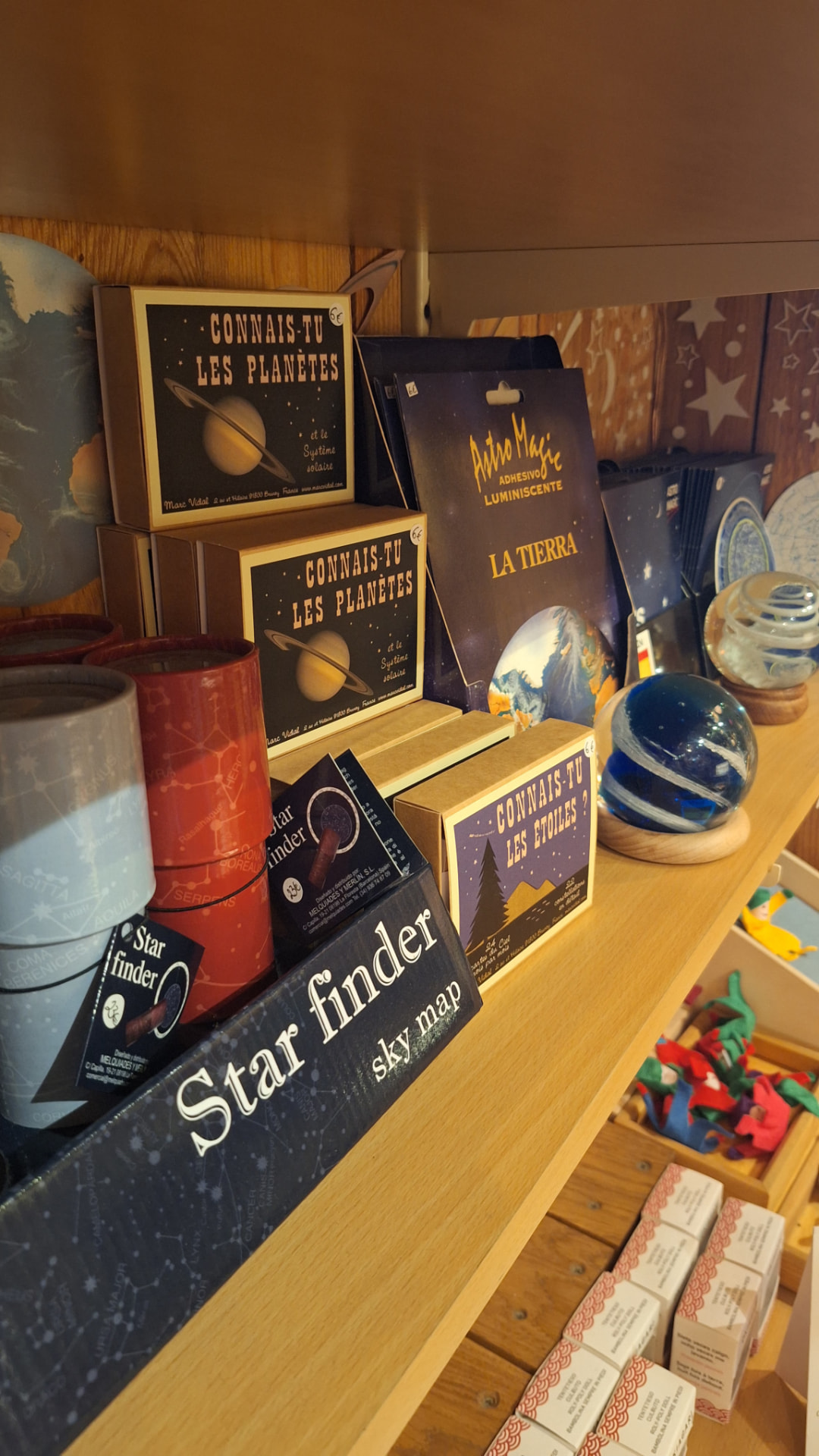 Coffrets d'astronomie, star finder et planètes chez Luxiol