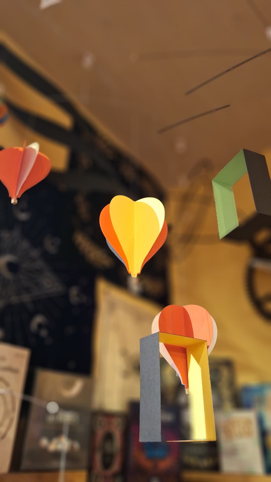 Mobiles Flensted montgolfières en papier