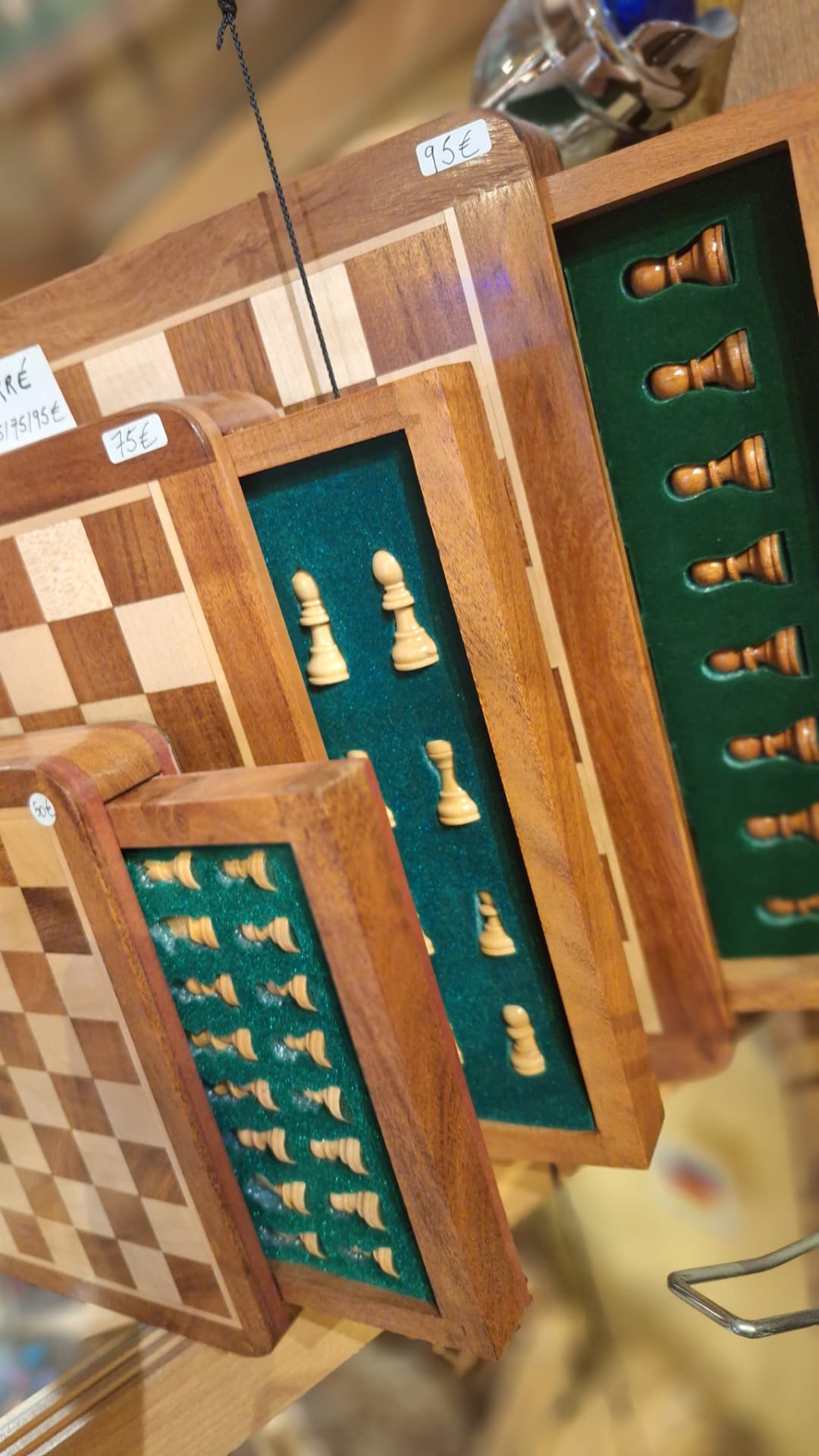 Coffrets d'échecs pliants de plusieurs tailles chez Luxiol