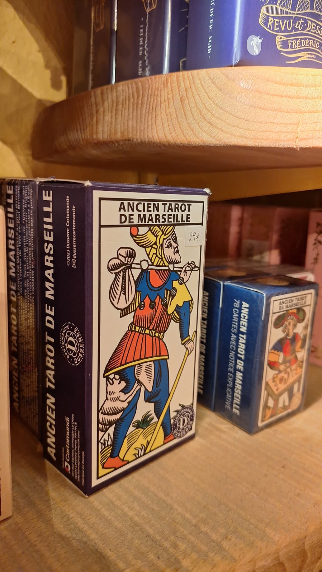 Boîtes de l'Ancien Tarot de Marseille chez Luxiol
